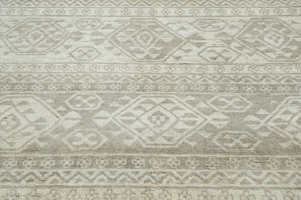 Multi Size Beige Gray Color Hand Knotted Wool Southwestern Oriental Rug