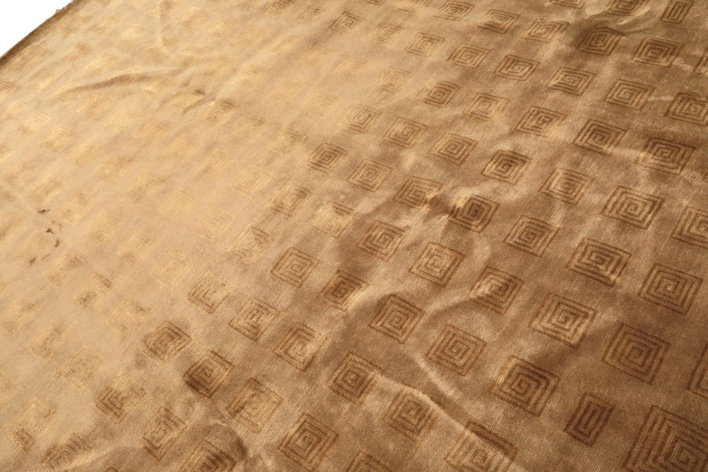 Round Tan, Gold, Color Hand Knotted Tibetan New Zealand Wool Transitional Oriental Rug