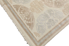 Knotted Rug Ivory Hand Knotted 6'x9'4" Transitional Medallion Wool and Silk Oriental Area Rug