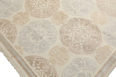 Knotted Rug Ivory Hand Knotted 6'x9'4" Transitional Medallion Wool and Silk Oriental Area Rug