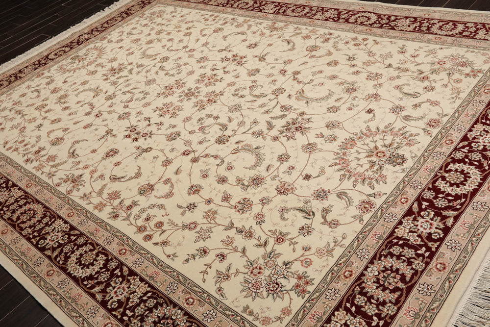9x12 Cream, Maroon, Gray Color Hand Knotted Isfahan 100% Wool Traditional Oriental Rug