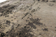 Knotted Rug Gray Ivory Hand Knotted 3'x5' Abstract Modern Contemporary Tibetan Wool and Silk Oriental Area Rug