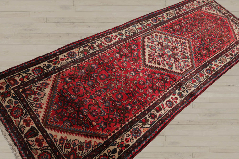 Runner Red, Beige, Brown Color Hand Knotted Heriz 100% Wool Traditional Oriental Rug