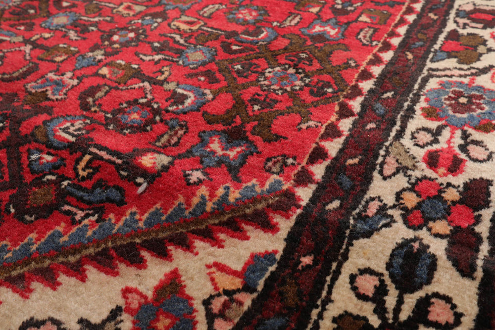 Runner Red, Beige, Brown Color Hand Knotted Heriz 100% Wool Traditional Oriental Rug