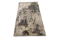 Knotted Rug Gray Ivory Hand Knotted 3'x5' Abstract Modern Contemporary Tibetan Wool and Silk Oriental Area Rug