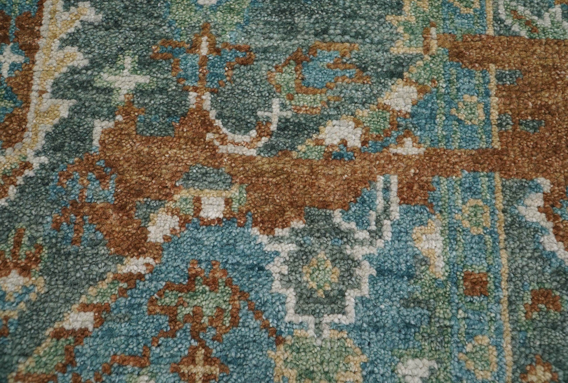8x10 Beige, Rust, Aqua Color Hand Knotted  100% Wool Transitional Oriental Rug