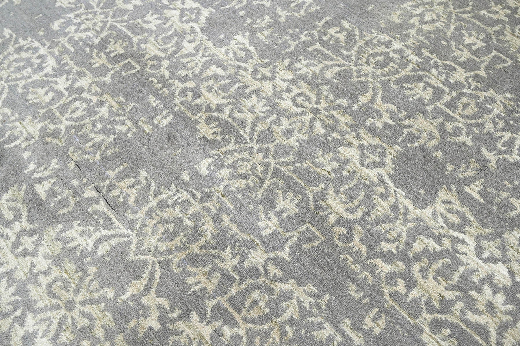 5x7 Gray, Moss, Color Hand Knotted  100% Wool Transitional Oriental Rug
