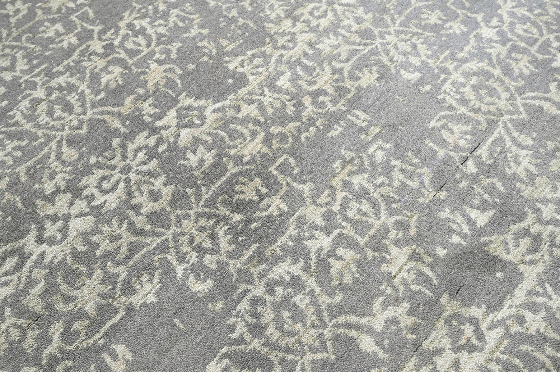 5x7 Gray, Moss, Color Hand Knotted  100% Wool Transitional Oriental Rug