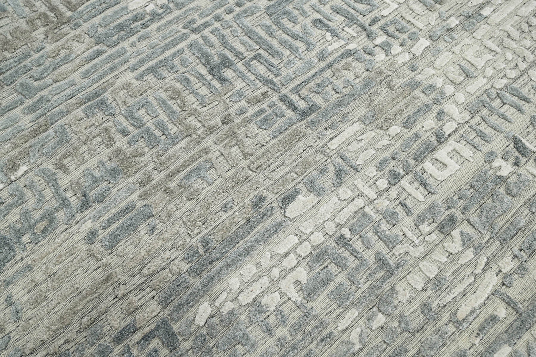 Multi Size Tone On Tone Gray Color Hand Knotted Tibetan Wool Modern & Contemporary Oriental Rug