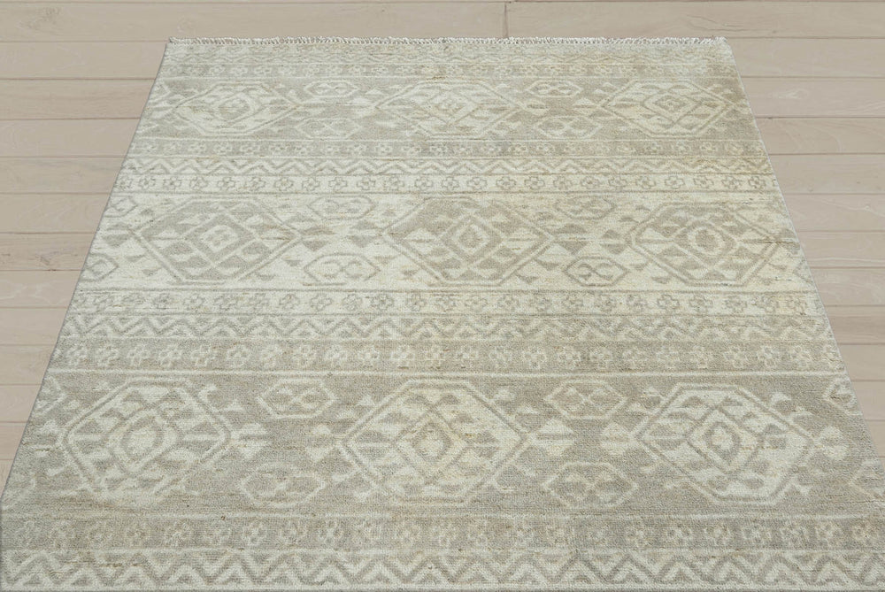 Multi Size Beige Gray Color Hand Knotted  Wool Southwestern Oriental Rug