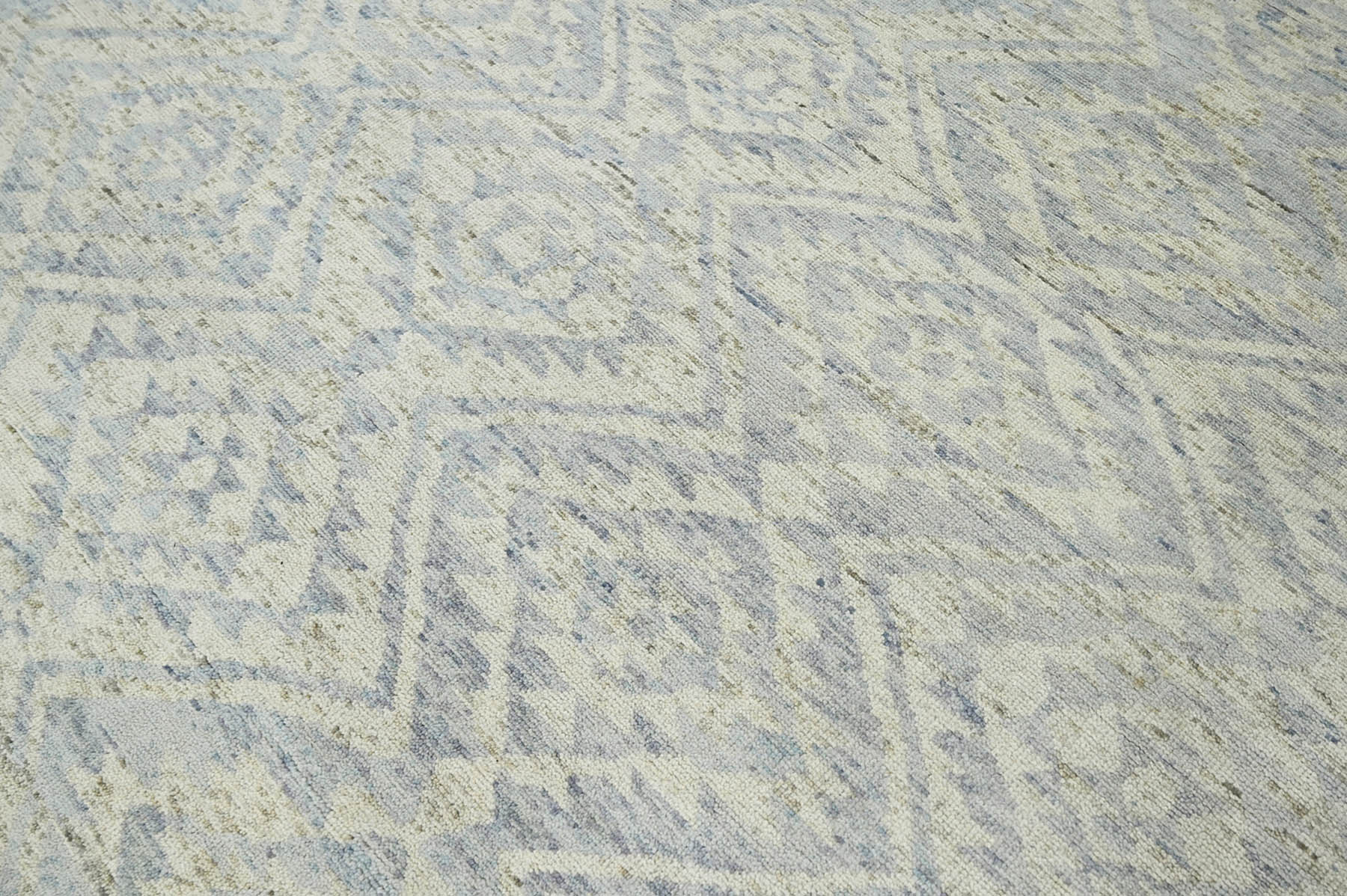 Multi Size Gray Beige Blue Color Hand Knotted  Wool Transitional Oriental Rug
