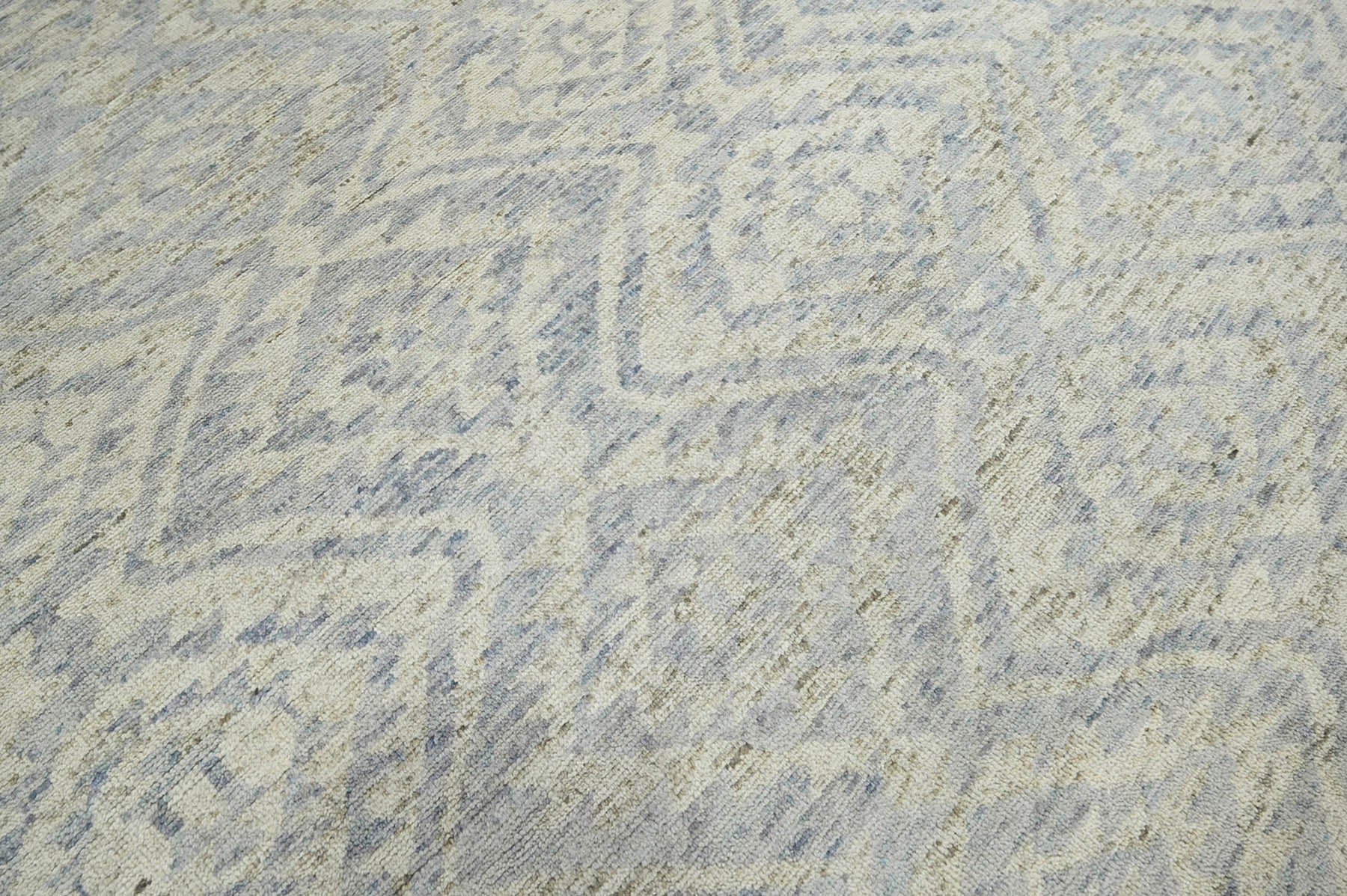 Multi Size Gray Beige Blue Color Hand Knotted  Wool Transitional Oriental Rug