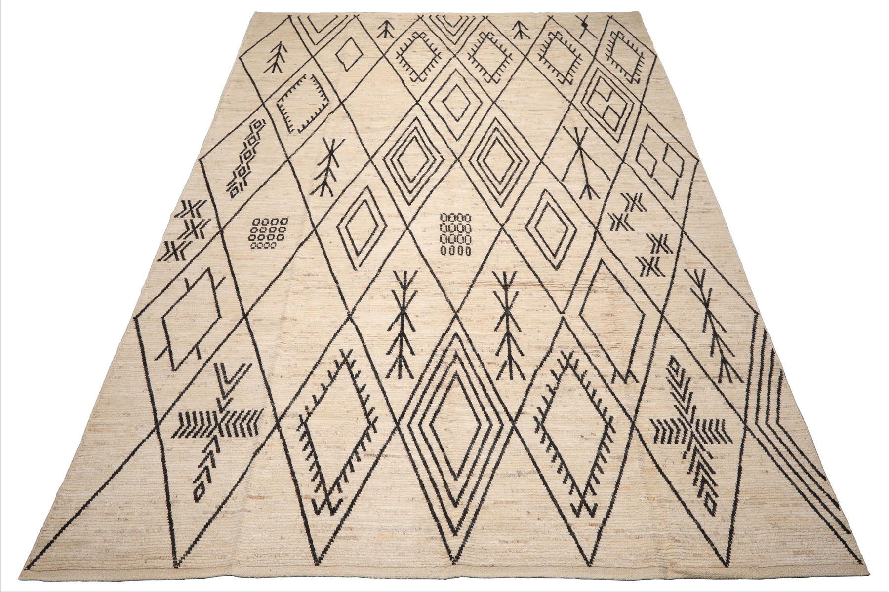 Palace Ivory, Black, Color Hand Knotted Afghan Moroccan wool Modern & Contemporary Oriental Rug