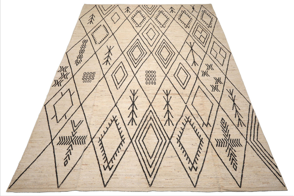 Palace Ivory, Black, Color Hand Knotted Afghan Moroccan wool Modern & Contemporary Oriental Rug