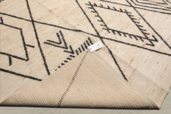 Palace Ivory, Black, Color Hand Knotted Afghan Moroccan wool Modern & Contemporary Oriental Rug