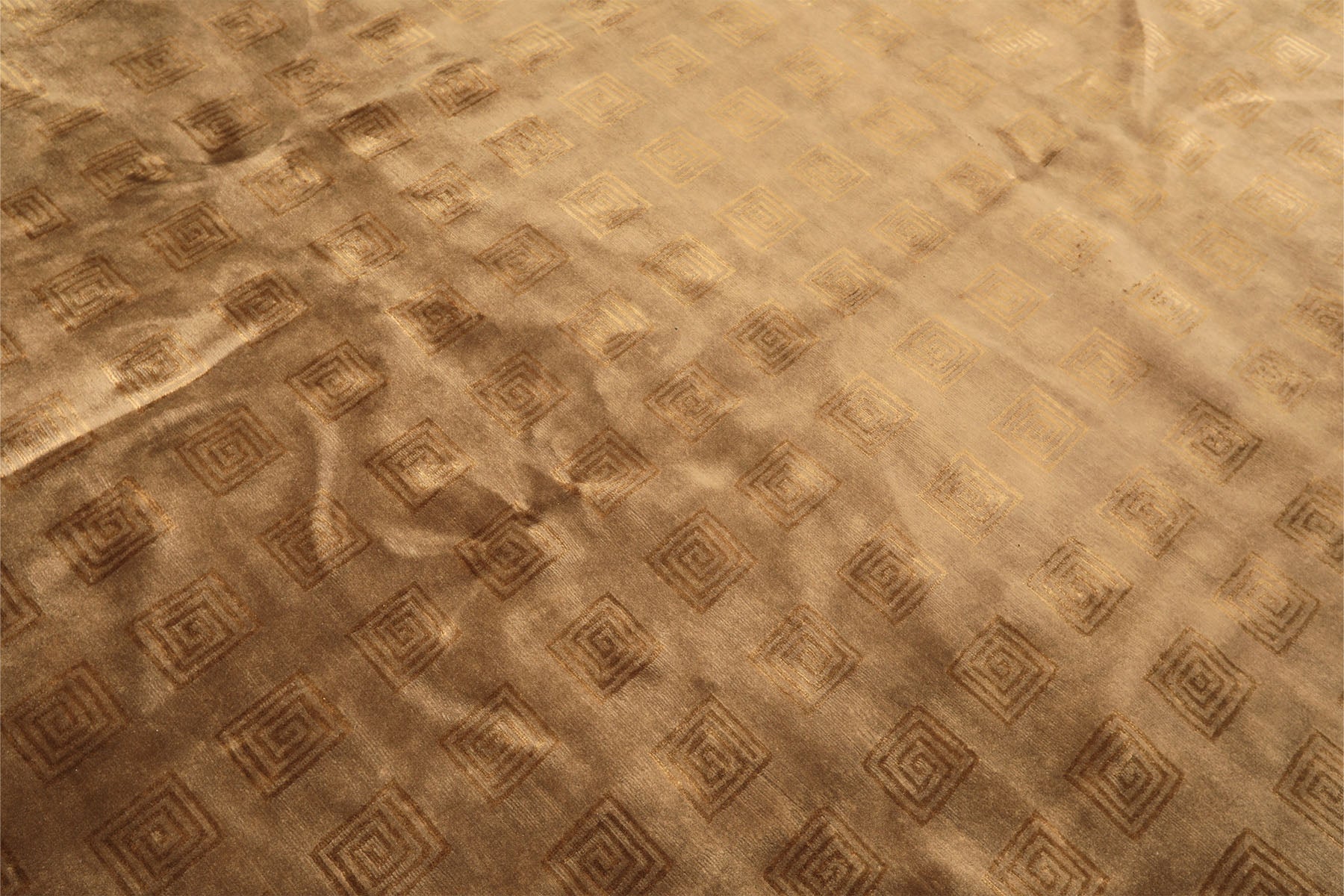 Round Tan, Gold, Color Hand Knotted Tibetan New Zealand Wool Transitional Oriental Rug