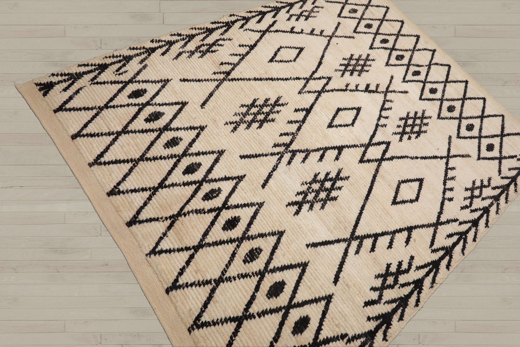 5x7 Ivory, Black, Color Hand Knotted Afghan Moroccan 100% Wool Modern & Contemporary Oriental Rug