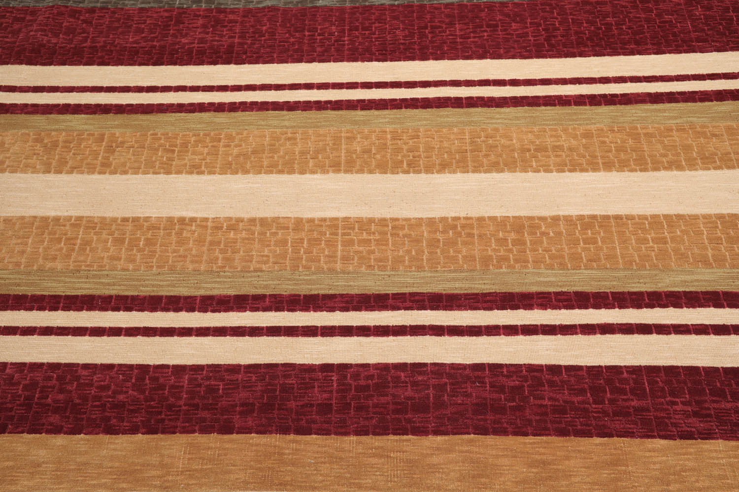 9x12 Burgundy, Tan, Sage Color Hand Knotted  100% Wool Modern Oriental Rug