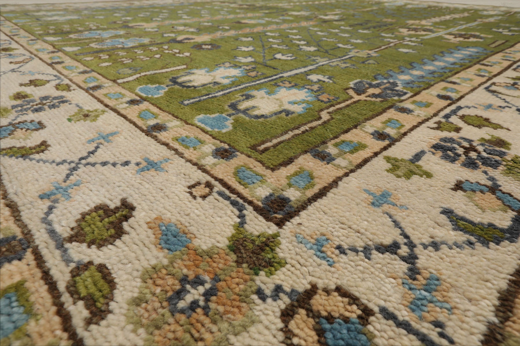 Multi Size Green Ivory Peach Color Hand Knotted Oushak Wool Traditional Oriental Rug