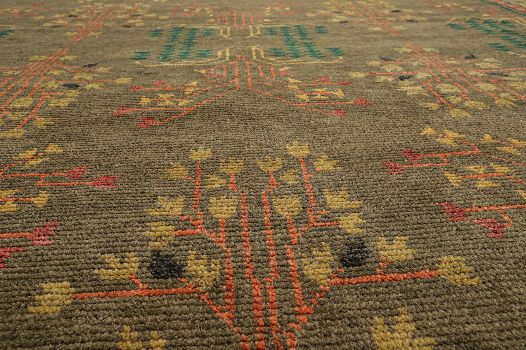 Multi Size Green Pistachio Coral Color Hand Knotted  Wool  Oriental Rug