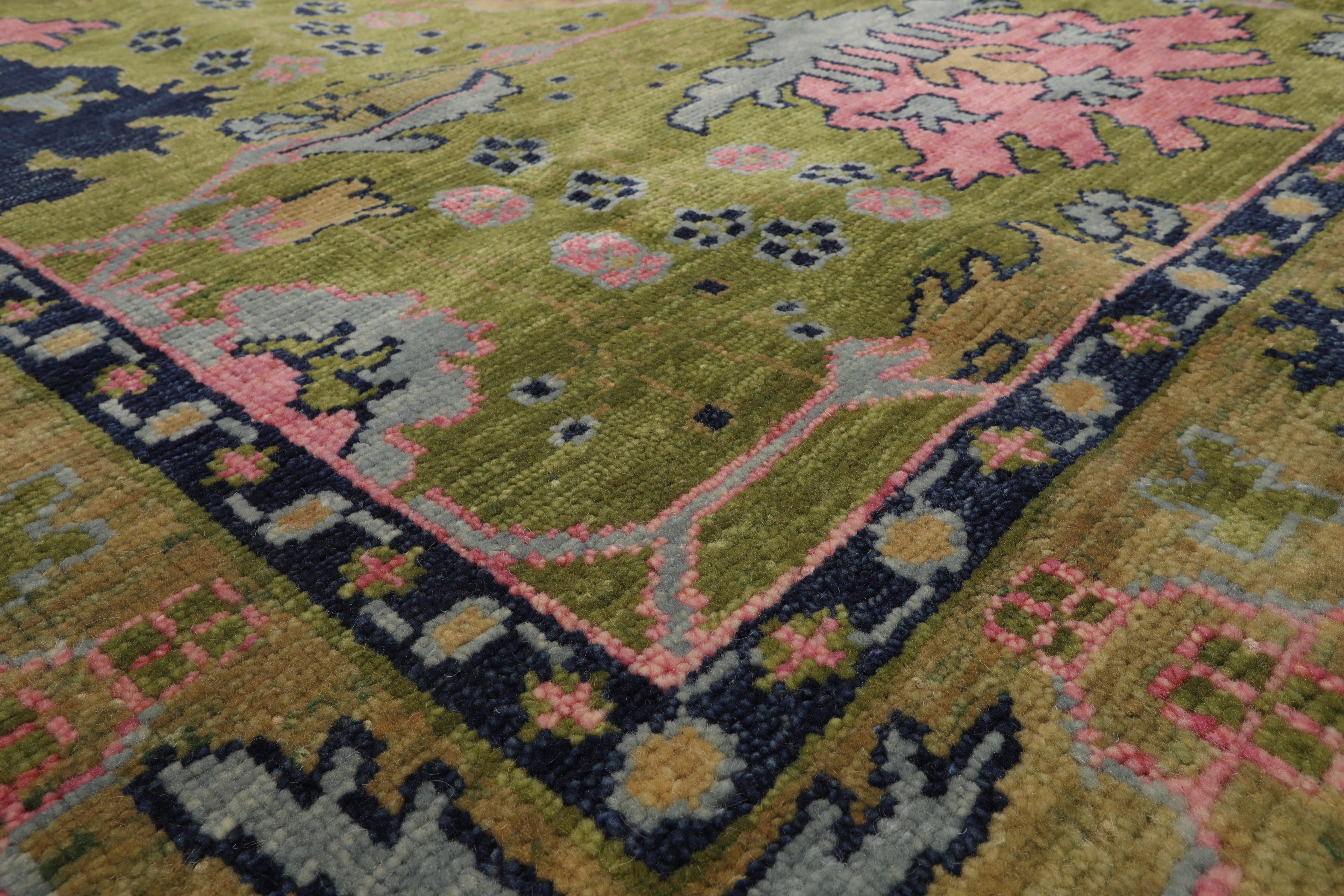 Knotted Rug Green Red Hand Knotted Multi Size Wool Arts and Crafts Oushak Traditional Rugs
