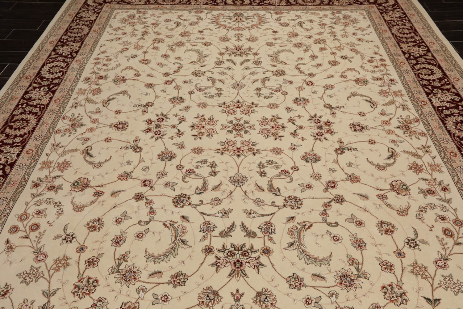9x12 Cream, Maroon, Gray Color Hand Knotted Isfahan 100% Wool Traditional Oriental Rug