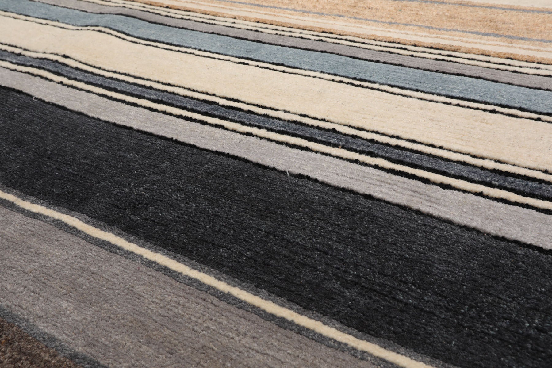 5x8 Ivory, Gray, Blue Color Hand Knotted Tibetan 100% Wool Modern Oriental Rug