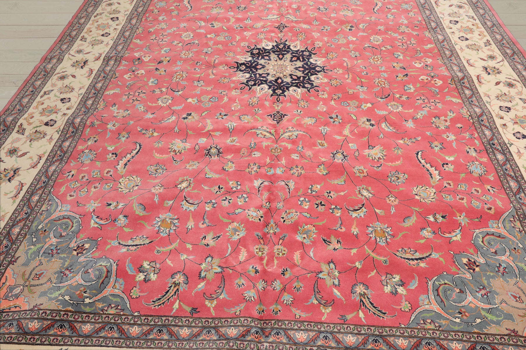 9x13 Raspberry, Ivory, Gray Color Hand Knotted Nain 100% Wool Traditional Oriental Rug