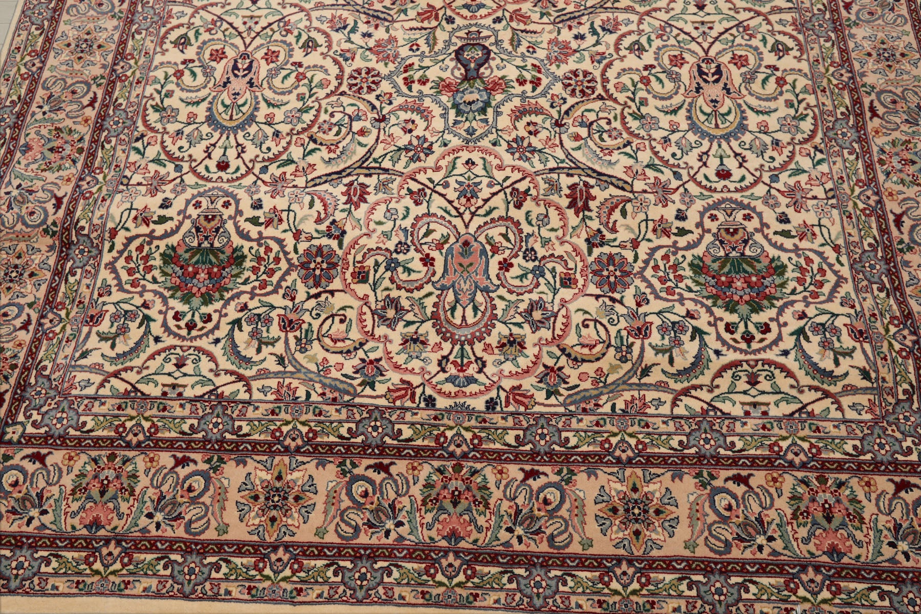 6x9 Cream, Peach, Maroon Color Hand Knotted Pak Persian 100% Wool Traditional Oriental Rug