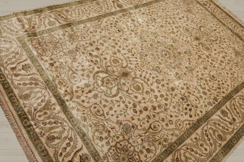 6x9 Beige, Brown, Multi Color Hand Knotted  100% Wool Traditional Oriental Rug