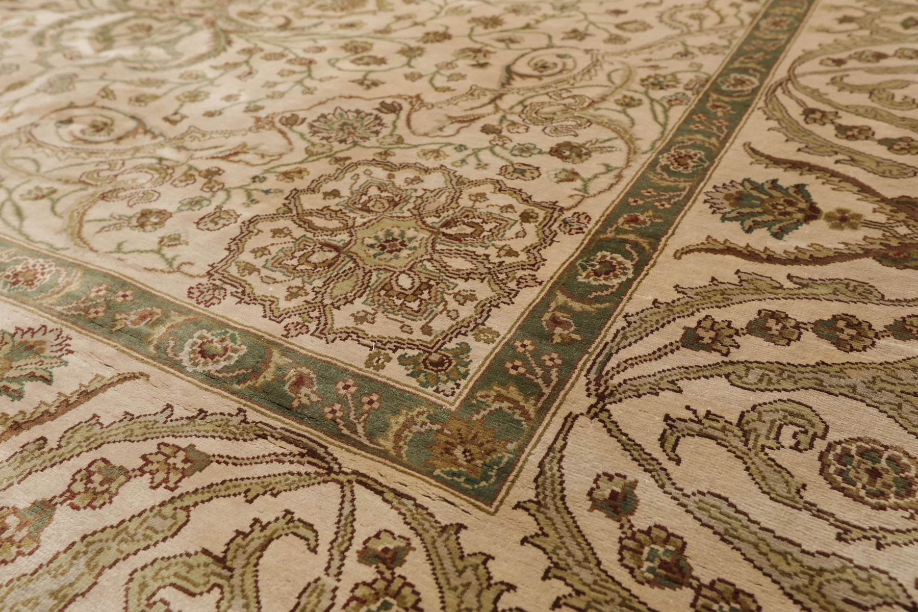 6x9 Beige, Brown, Multi Color Hand Knotted  100% Wool Traditional Oriental Rug
