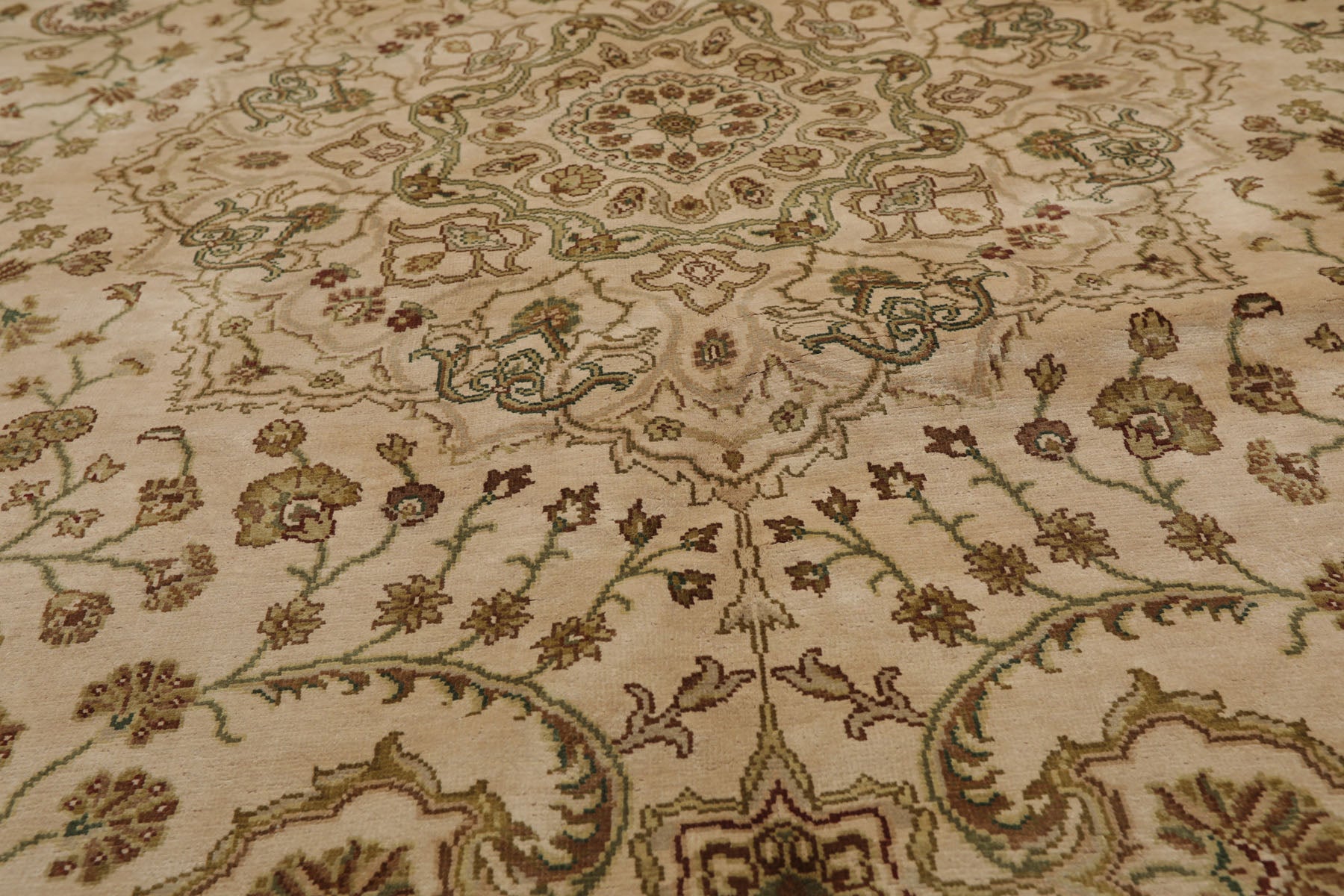 6x9 Beige, Brown, Multi Color Hand Knotted  100% Wool Traditional Oriental Rug