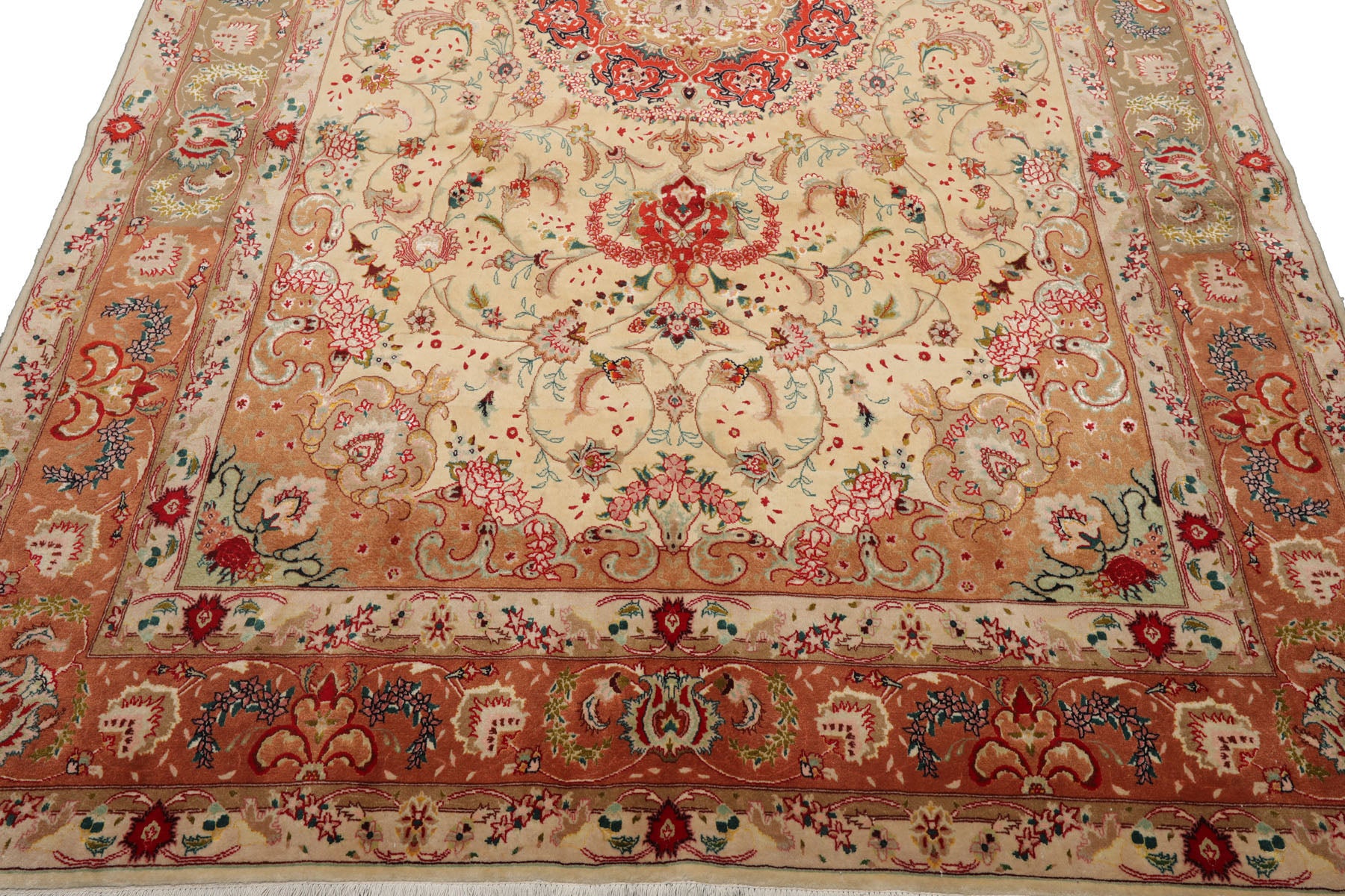 Knotted Rug Ivory Peach Hand Knotted 6'x9' Tabriz Traditional 300 KPSI Wool and Silk Oriental Area Rug