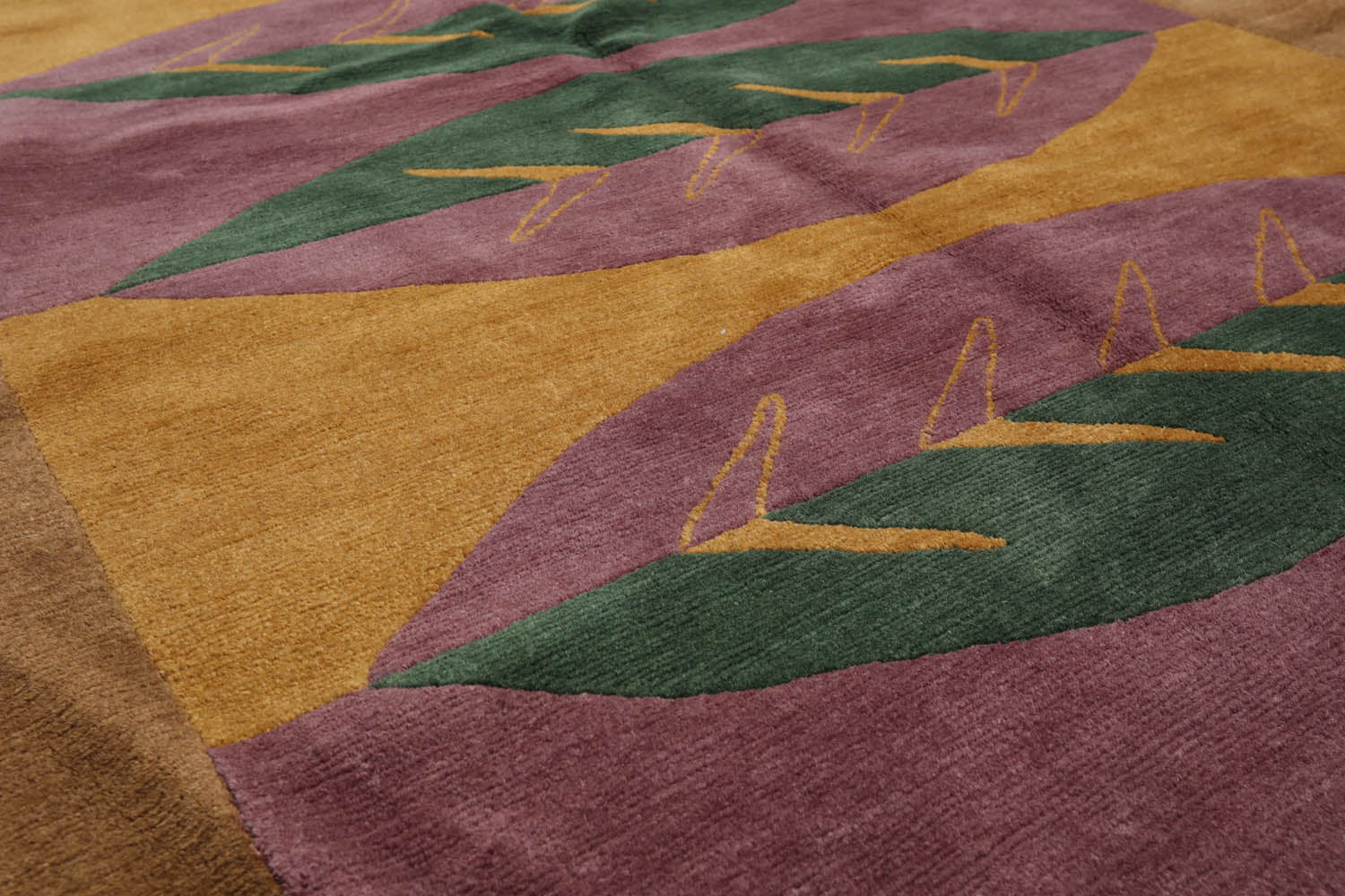 5x7 Lavender, Gold, Brown Color Hand Knotted  100% Wool Contemporary Oriental Rug