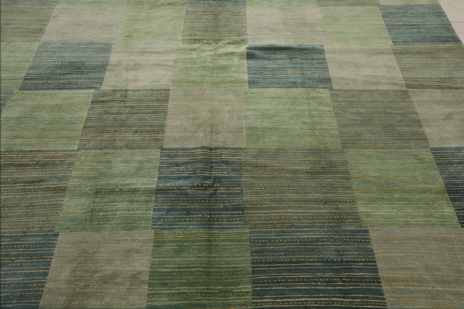 8x10 Aqua, Gray, Blue Color Hand Knotted  100% Wool Modern Oriental Rug