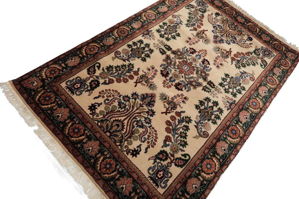 4x6 Ivory, Green, Rose Color Hand Knotted Indo Sarouk New Zealand Wool Traditional Oriental Rug