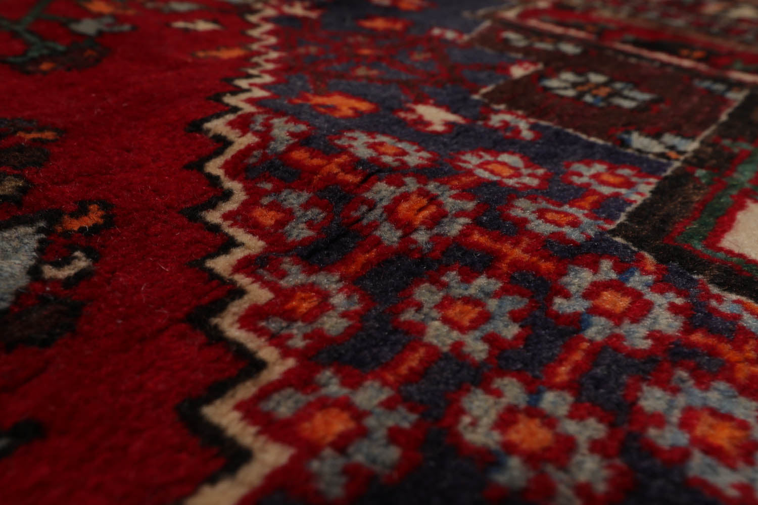 Palace Red, Indigo, Beige Color Hand Knotted  100% Wool Traditional Oriental Rug