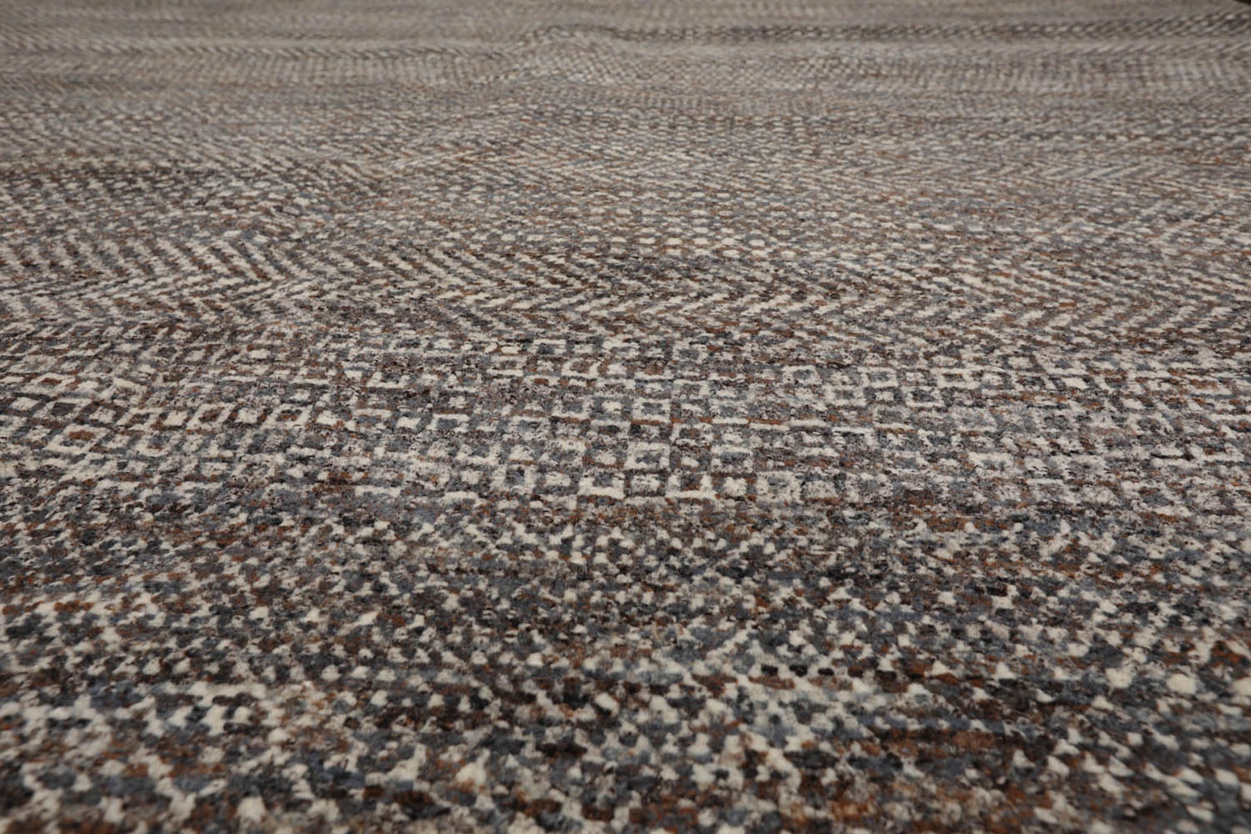 8x10 Ivory, Gray, Brown Color Hand Knotted  100% Wool Modern Oriental Rug