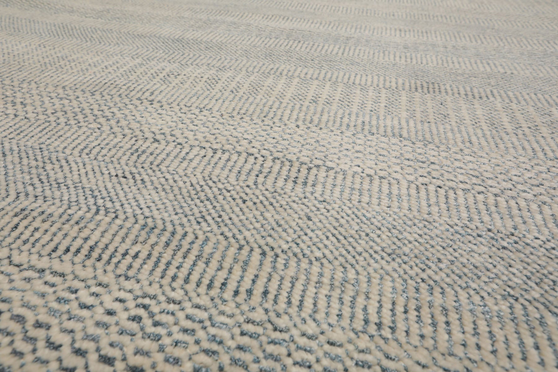 Knotted Rug Beige Gray Hand Knotted Multi Size Wool and Silk Grass Modern Rugs