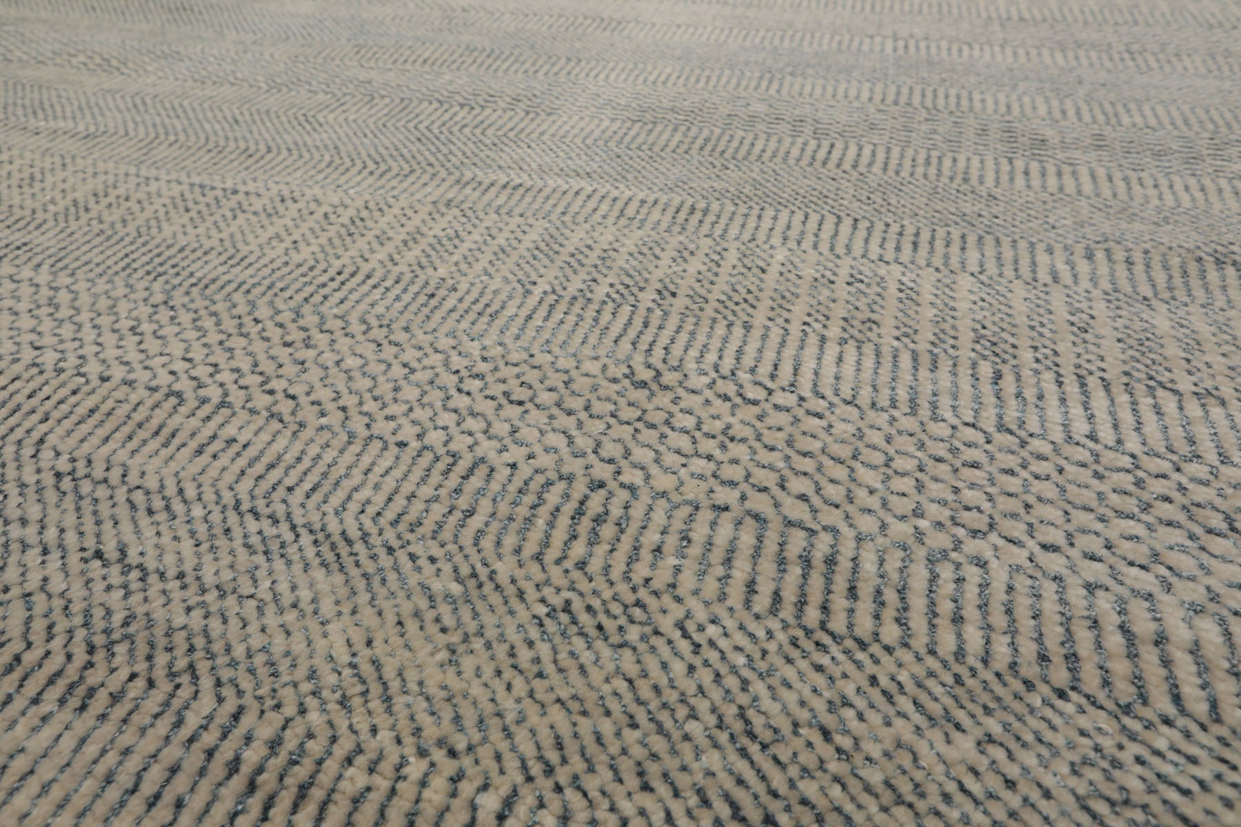 Knotted Rug Beige Gray Hand Knotted Multi Size Wool and Silk Grass Modern Rugs