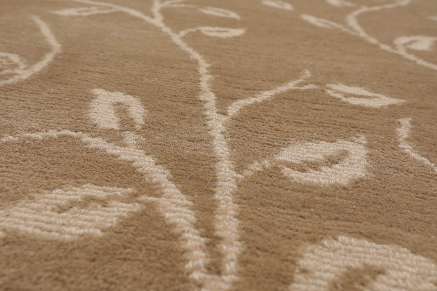 8x10 Tone on Tone Beige, , Color Hand Knotted  100% Wool Transitional Oriental Rug