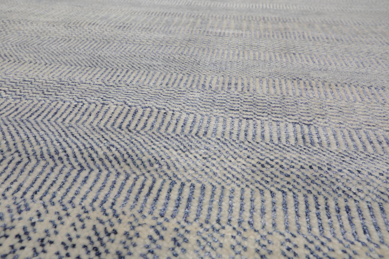 Multi Size Ivory Blue Color Hand Knotted  Wool & Silk Modern Oriental Rug