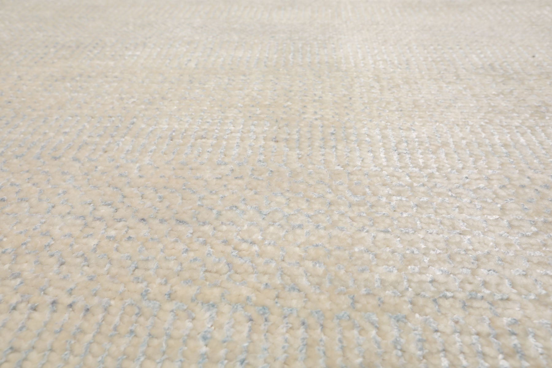 Knotted Rug Beige Gray Hand Knotted Multi Size Wool and Silk Grass Modern Rugs