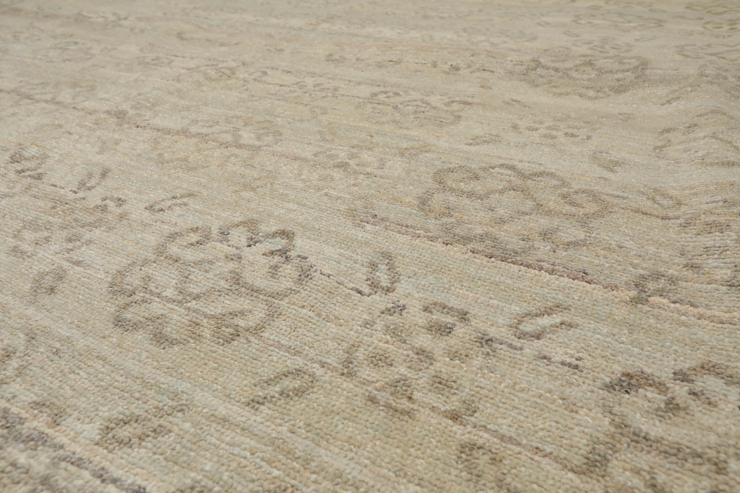 Multi Size Gray Beige Color Hand Knotted Oushak Wool Traditional Oriental Rug