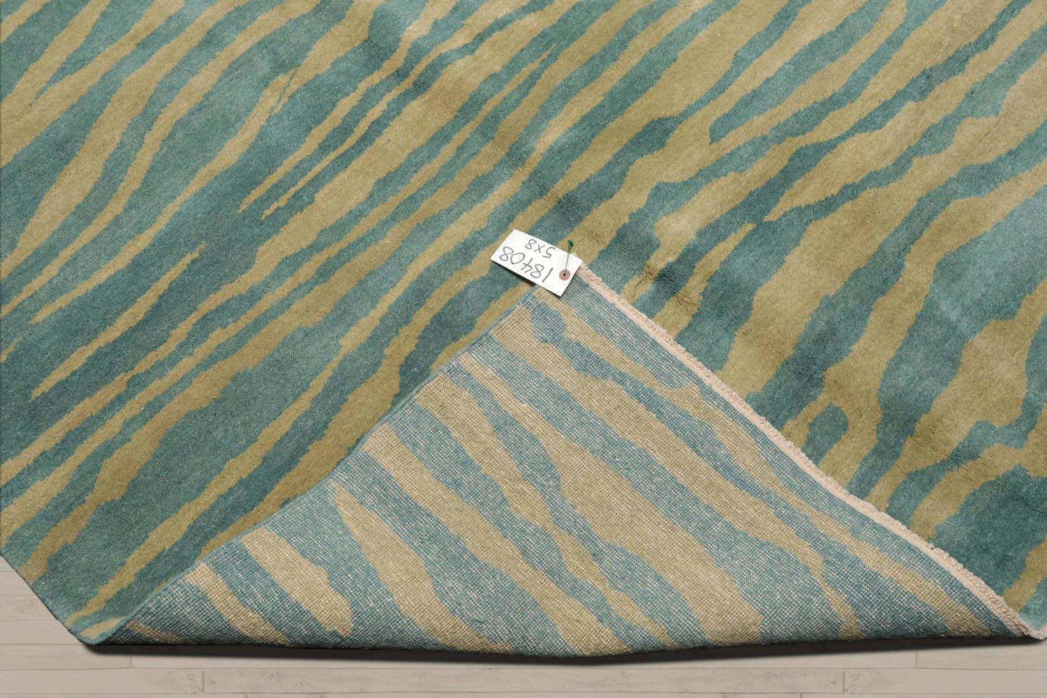5x8 Turquoise, Mint, Color Hand Knotted  100% Wool Modern Oriental Rug