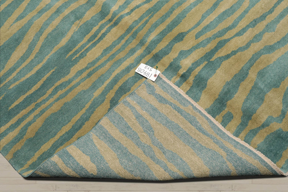 5x8 Turquoise, Mint, Color Hand Knotted  100% Wool Modern Oriental Rug