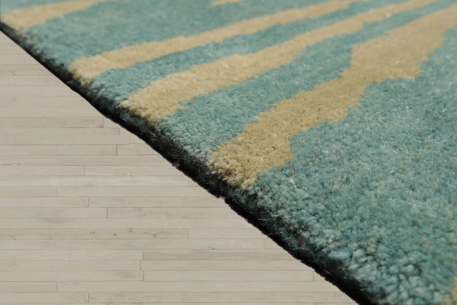 5x8 Turquoise, Mint, Color Hand Knotted  100% Wool Modern Oriental Rug