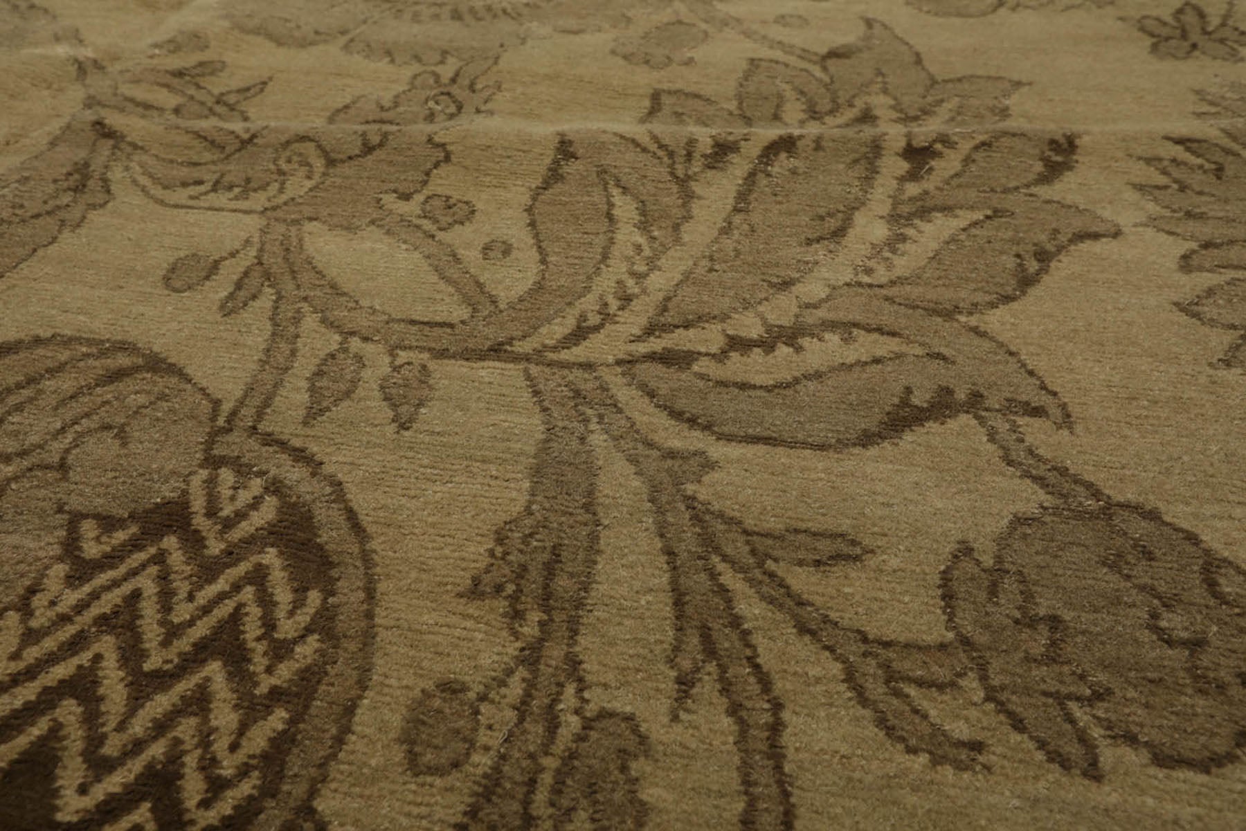 6x9 Olive Green, Moss, Color Hand Knotted  Wool & Silk Transitional Oriental Rug