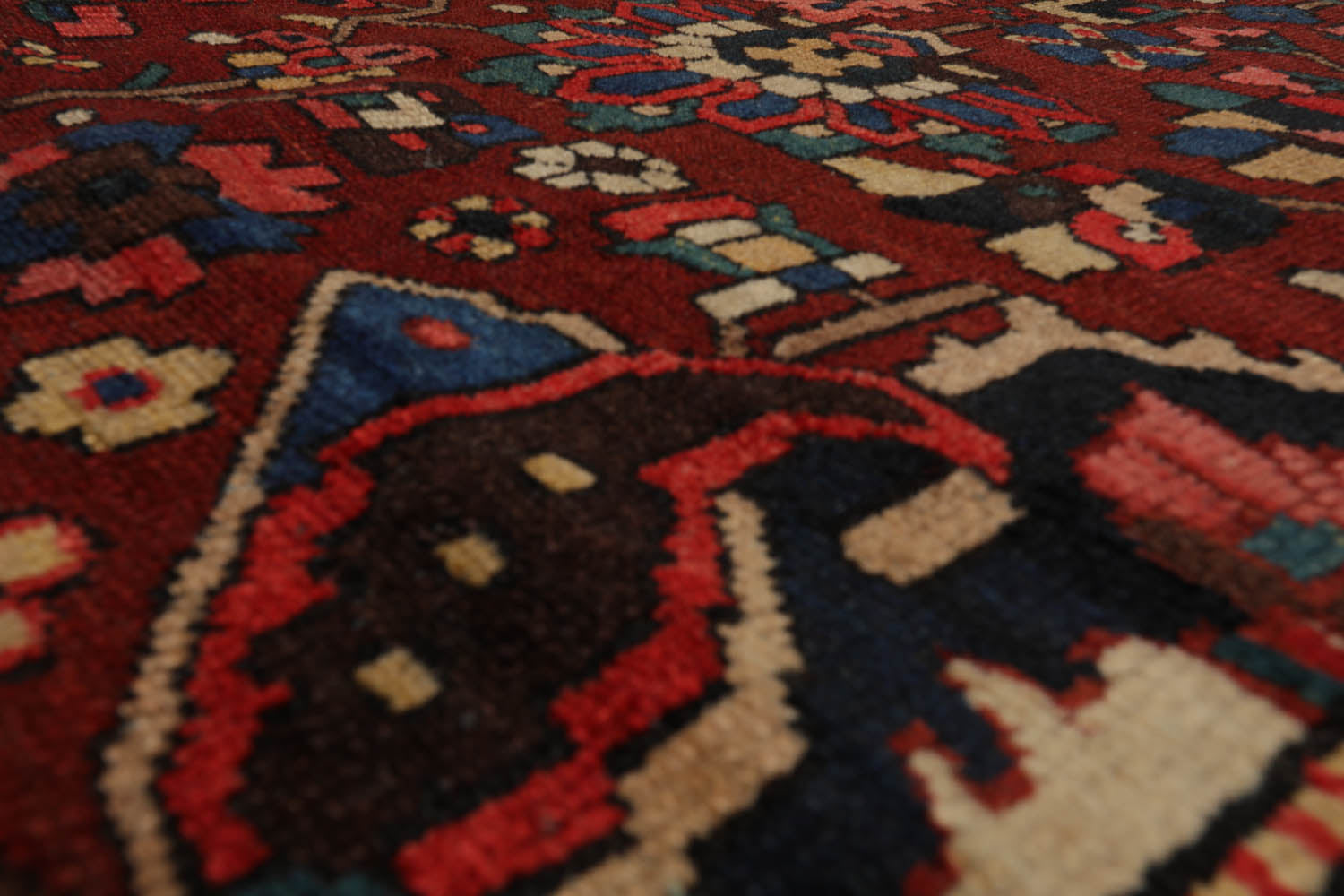 Palace Rust, Ivory, Navy Color Hand Knotted Bakhtiari 100% Wool Traditional Oriental Rug