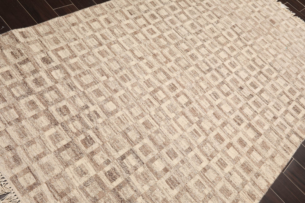 5x8 Beige, Brown, Color Hand Knotted Soumak 100% Wool Modern Oriental Rug